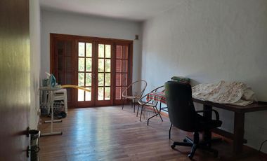 ALQUILER Casa  5 AMBIENTES   Centro de Lujan