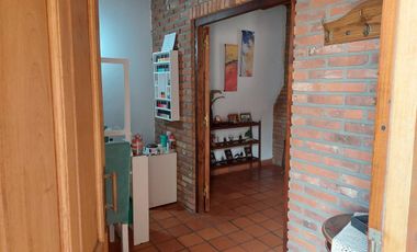 ALQUILER Casa  5 AMBIENTES   Centro de Lujan