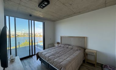 Casa en  Alquiler a la laguna en Marinas Puertos