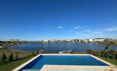 Casa en  Alquiler a la laguna en Marinas Puertos