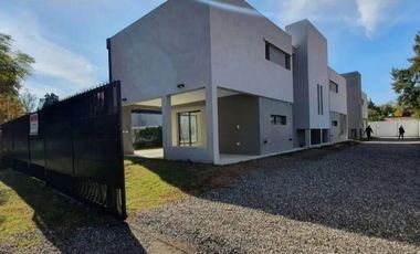 ARGUELLO  - ALQUILER - HOUSING  - CASA 2 DORMITORIOS