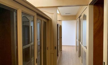 BOSQUES DE LAS LOMAS RENTA CASA CON JARDÍN Y ALBERCA CERCA DEL PARQUE JACARANDAS