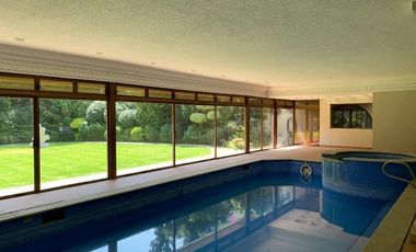 BOSQUES DE LAS LOMAS RENTA CASA CON JARDÍN Y ALBERCA CERCA DEL PARQUE JACARANDAS