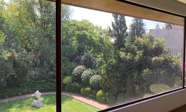 BOSQUES DE LAS LOMAS RENTA CASA CON JARDÍN Y ALBERCA CERCA DEL PARQUE JACARANDAS