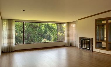 BOSQUES DE LAS LOMAS RENTA CASA CON JARDÍN Y ALBERCA CERCA DEL PARQUE JACARANDAS