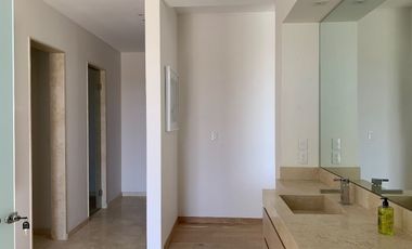 BOSQUE REAL RENTA CASA CON JARDÍN, TERRAZA Y VISTA AL CAMPO DE GOLF