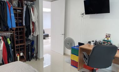 Venta de casa en la 6ta Secc. de Lomas Verdes con acabados de lujo y gran vista