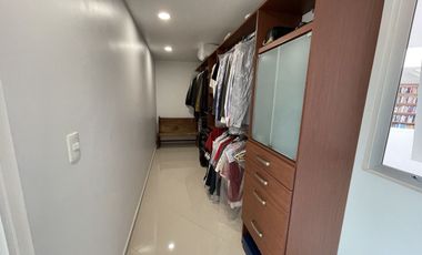 Venta de casa en la 6ta Secc. de Lomas Verdes con acabados de lujo y gran vista