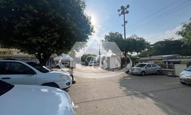 LOCAL EN VENTA CENTRO COMERCIAL SURICENTRO | 9025