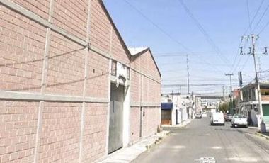 VENTA/RENTA DE BODEGA EN TOLUCA MUY CERCA DE LA TERMINAL DE CAMIONES