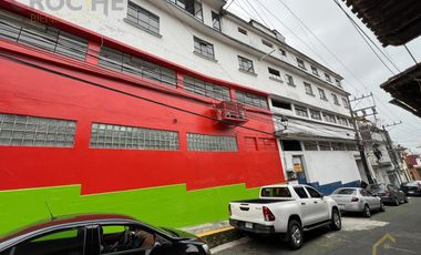 Local en Renta en Xalapa Veracruz Zona Centro ubicación esquina segunda planta