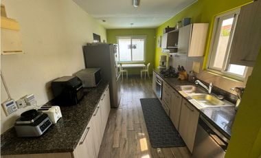 VENDO CASA EN QUINTAS DE VERSALLES EN COSTA SUR