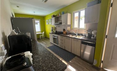VENDO CASA EN QUINTAS DE VERSALLES EN COSTA SUR