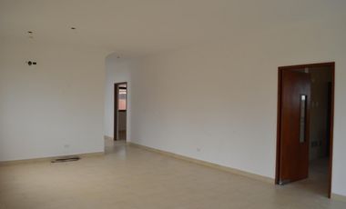VENDO CASA EN EL DORAL COSTA SUR