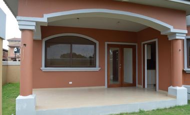VENDO CASA EN EL DORAL COSTA SUR