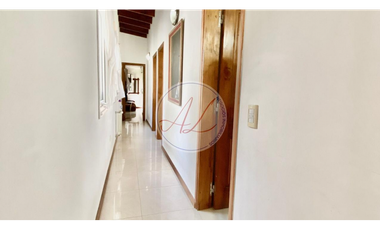 CASA / SEBASTIAN EL CANO AL 2100