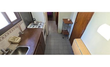 Chalet 4 Amb. + Dpto. 2 amb. (Florisbelo Acosta al 4600)