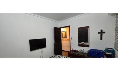 Chalet 4 Amb. + Dpto. 2 amb. (Florisbelo Acosta al 4600)