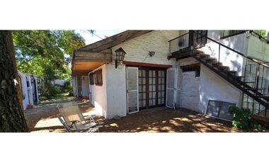 Chalet 4 Amb. + Dpto. 2 amb. (Florisbelo Acosta al 4600)