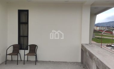 CASA DE VENTA  SECTOR PASEO SHOPPING RIOBAMBA