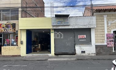 EN VENTA TERRENO CON LOCAL COMERCIAL SECTOR CENTRO DE RIOBAMBA