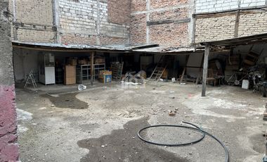 EN VENTA TERRENO CON LOCAL COMERCIAL SECTOR CENTRO DE RIOBAMBA