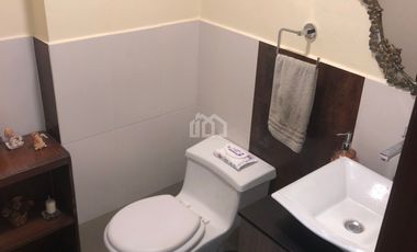 DEPARTAMENTO DUPLEX DE VENTA SECTOR LAS ACACIAS RIOBAMBA