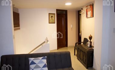 DEPARTAMENTO DUPLEX DE VENTA SECTOR LAS ACACIAS RIOBAMBA