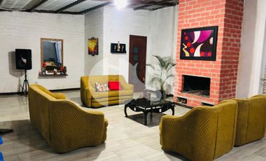 SE VENDE TERRENO CON CASA EN RIOBAMBA SECTOR QUINTUL