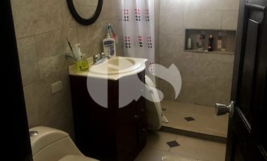 SE VENDE CASA  SECTOR QUINDELOMA