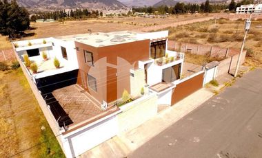 SE VENDE CASA EN RIOBAMBA