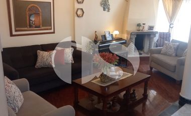 SE VENDE CASA  CON TERRENO SECTOR ECU911 RIOBAMBA