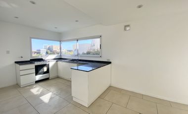 ALQUILER DE CASA EN Pilar
