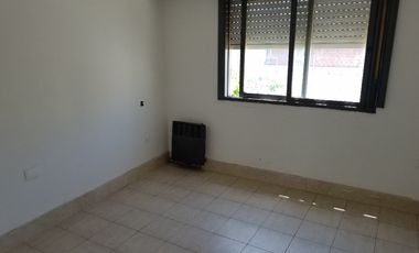Duplex en alquiler en Haedo Norte