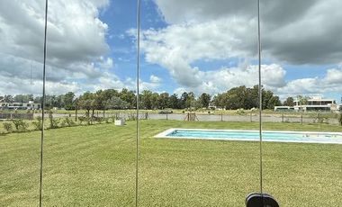 Casa en venta en Area 60