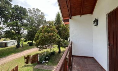 Venta casa 4 amb barrio Atlantida parque y balcon