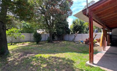 Venta casa 4 amb barrio Atlantida parque y balcon
