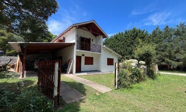Venta casa 4 amb barrio Atlantida parque y balcon