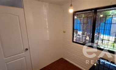 Casa en Venta en Vende Casa esquina 130 m2 3d, 1b, 1e