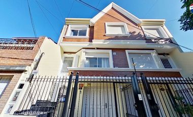 VENTA CASA RAMOS MEJIA 6 AMBIENTES APTO CREDITO