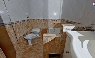 VENTA CASA RAMOS MEJIA 6 AMBIENTES APTO CREDITO