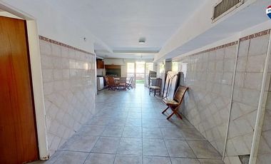 VENTA CASA RAMOS MEJIA 6 AMBIENTES APTO CREDITO