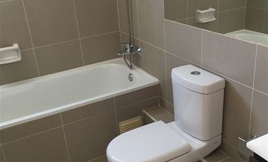 Departamento en Arriendo en Entrelomas con calle La Luna