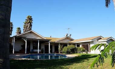 Casa en Arriendo en Parcela Ex Fundo Miraflores - San Pedro - Quillota