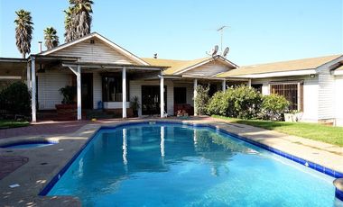Casa en Arriendo en Parcela Ex Fundo Miraflores - San Pedro - Quillota