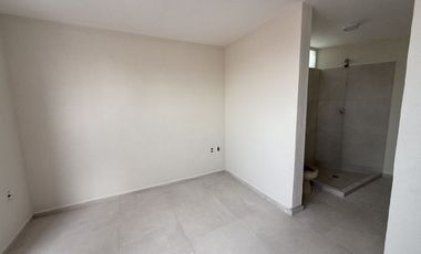 Casa en RENTA dentro del Fracc. Jardines del Toreo