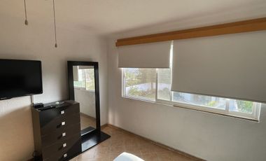 Casa Estilo Contemporáneo con seguridad 24/7 y excelentes espacios