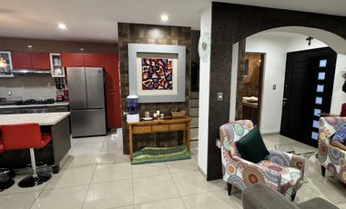 Venta Hermosa Casa en Milenio III, Queretaro
