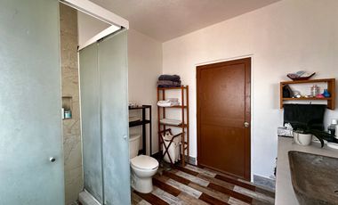 JUNTO A LOMAS HIPODROMO CASA EN VENTA