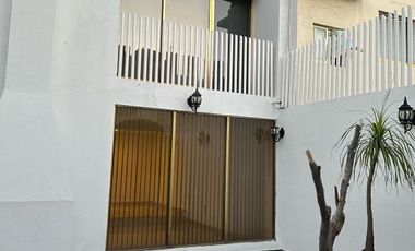 VENDO PRECIOSA CASA EN LA FLORIDA NAUCALPAN EDOMEX